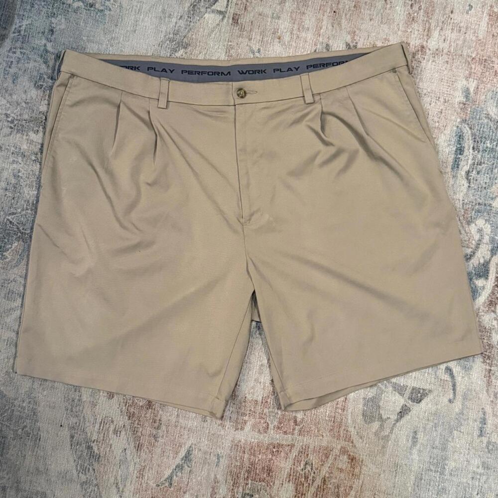 Roundtree & Yorke performance‎ chino shorts – Men's size 46B